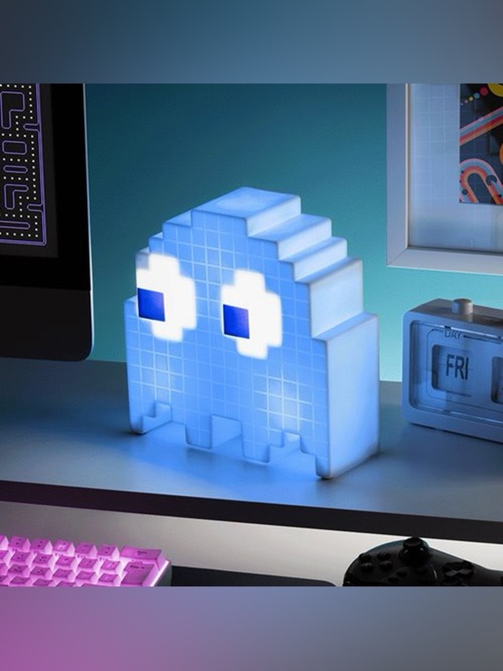 NWT Pac-Man Ghost Light